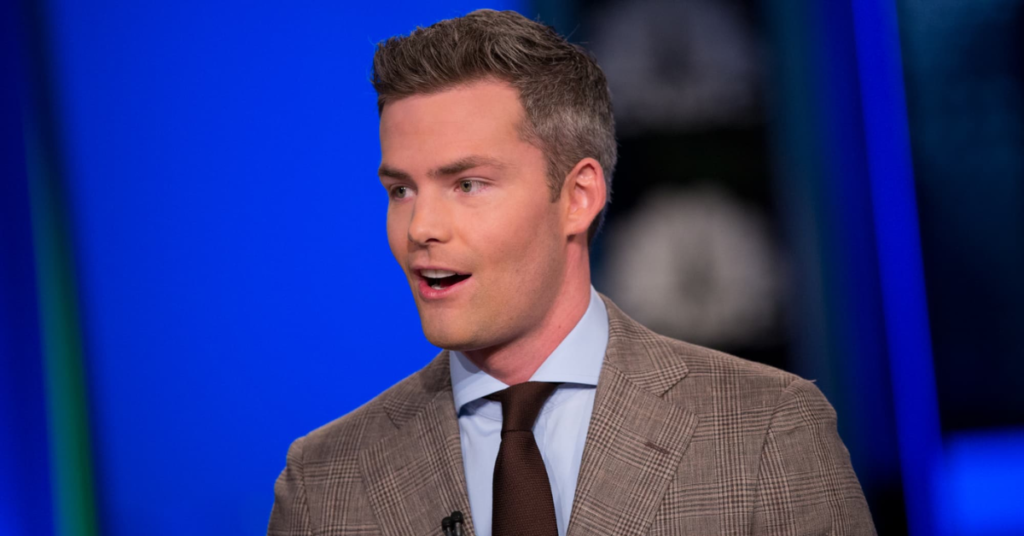 Ryan Serhant Height